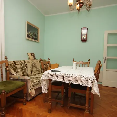 Apartamento By The Sea - 7875